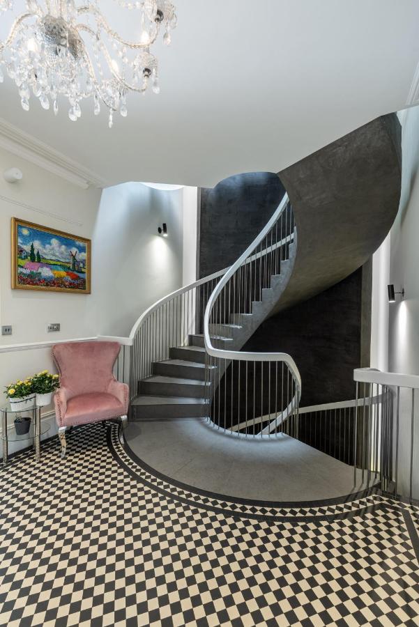 Dream House London With Gym, Cinema And Housekeeper Villa Ealing Dış mekan fotoğraf