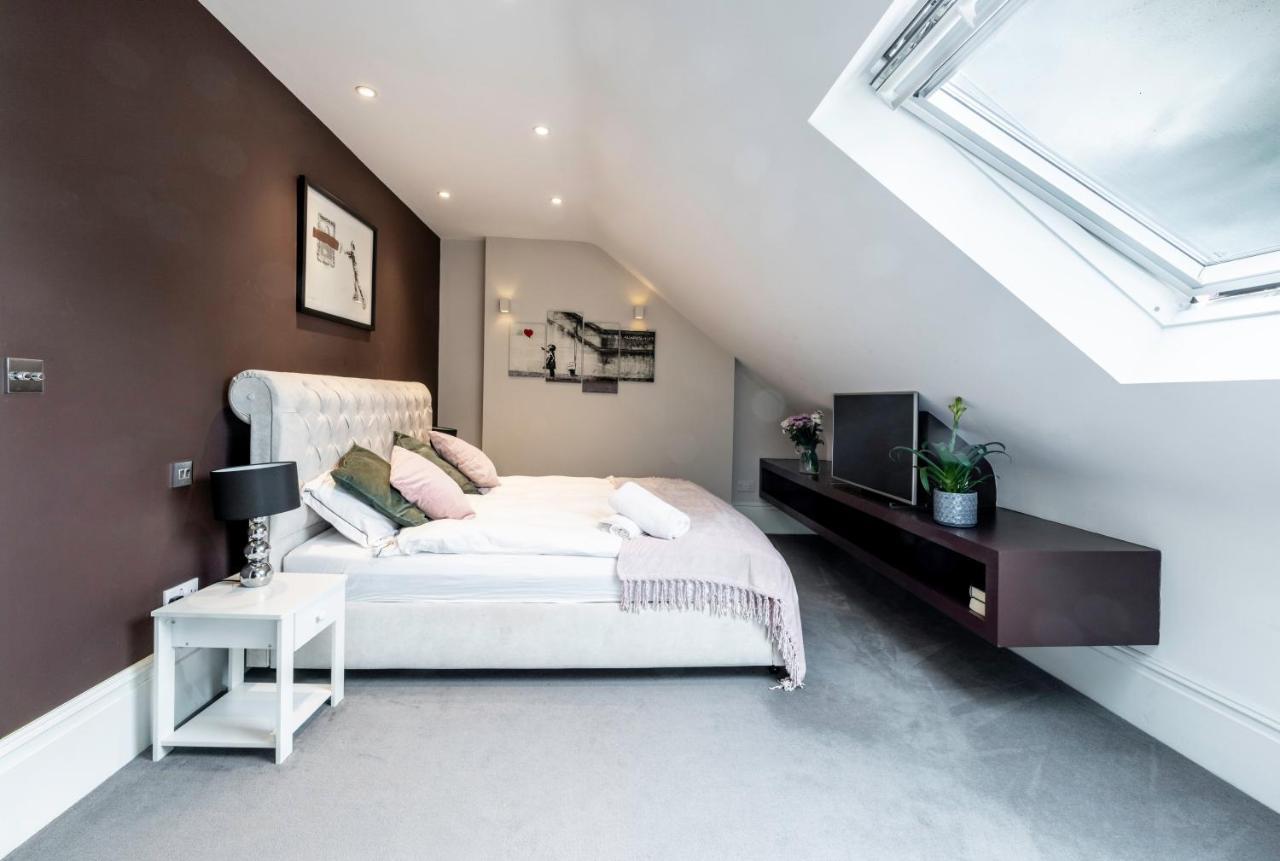 Dream House London With Gym, Cinema And Housekeeper Villa Ealing Dış mekan fotoğraf