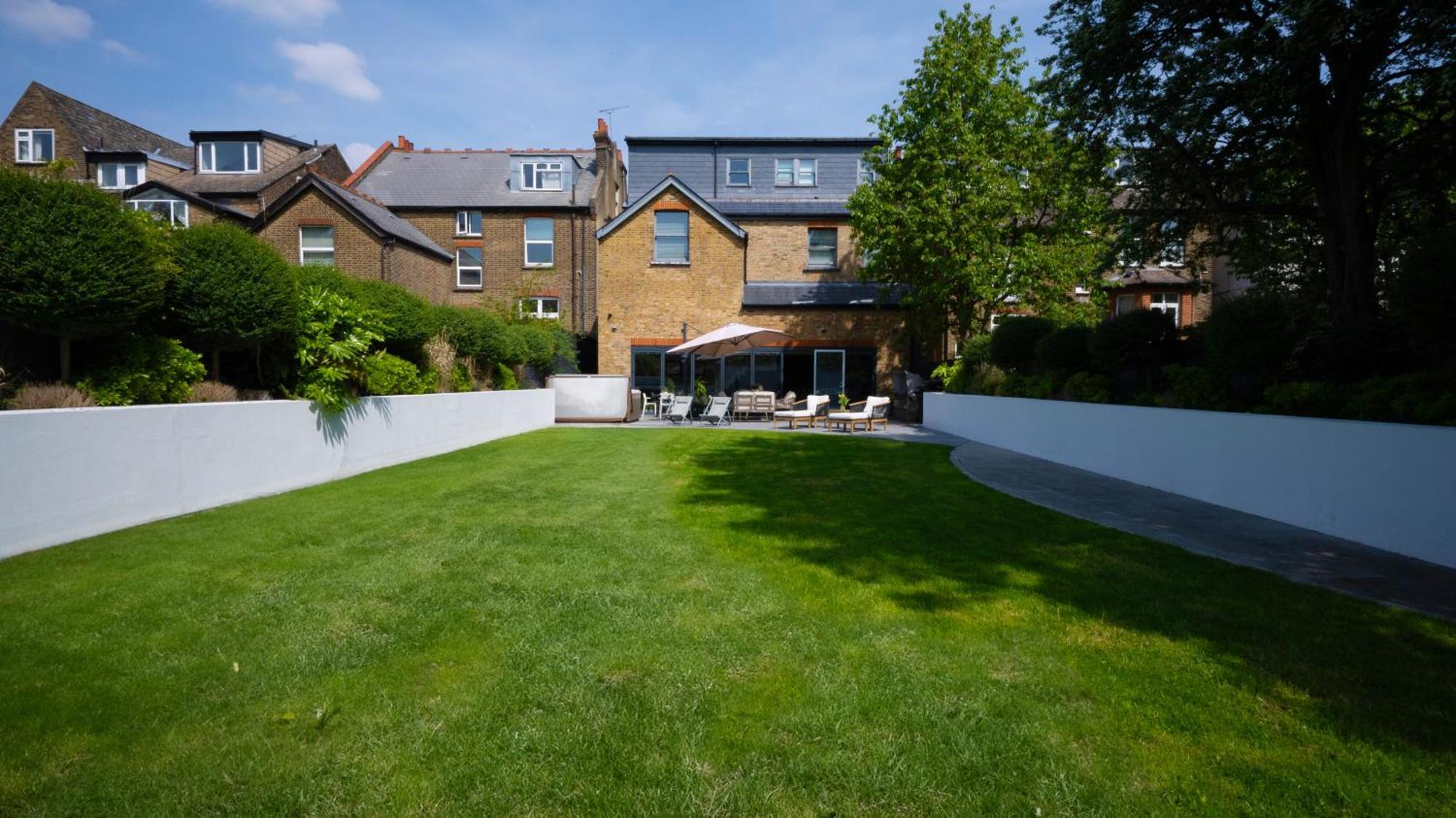 Dream House London With Gym, Cinema And Housekeeper Villa Ealing Dış mekan fotoğraf